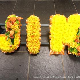 fwthumbhayle - flowers - floristry - sympathy - cornwall - gifts - send flowers today - floral delivery - -florist 4288x3216-001.jpg